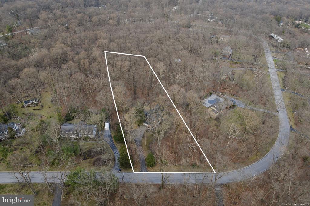 1760 FORGE MOUNTAIN DRIVE