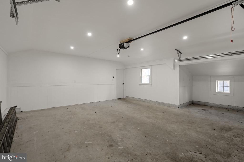 1760 FORGE MOUNTAIN DRIVE