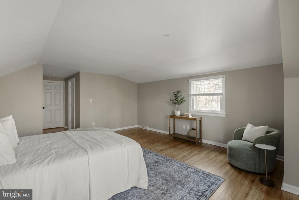 1760 FORGE MOUNTAIN DRIVE