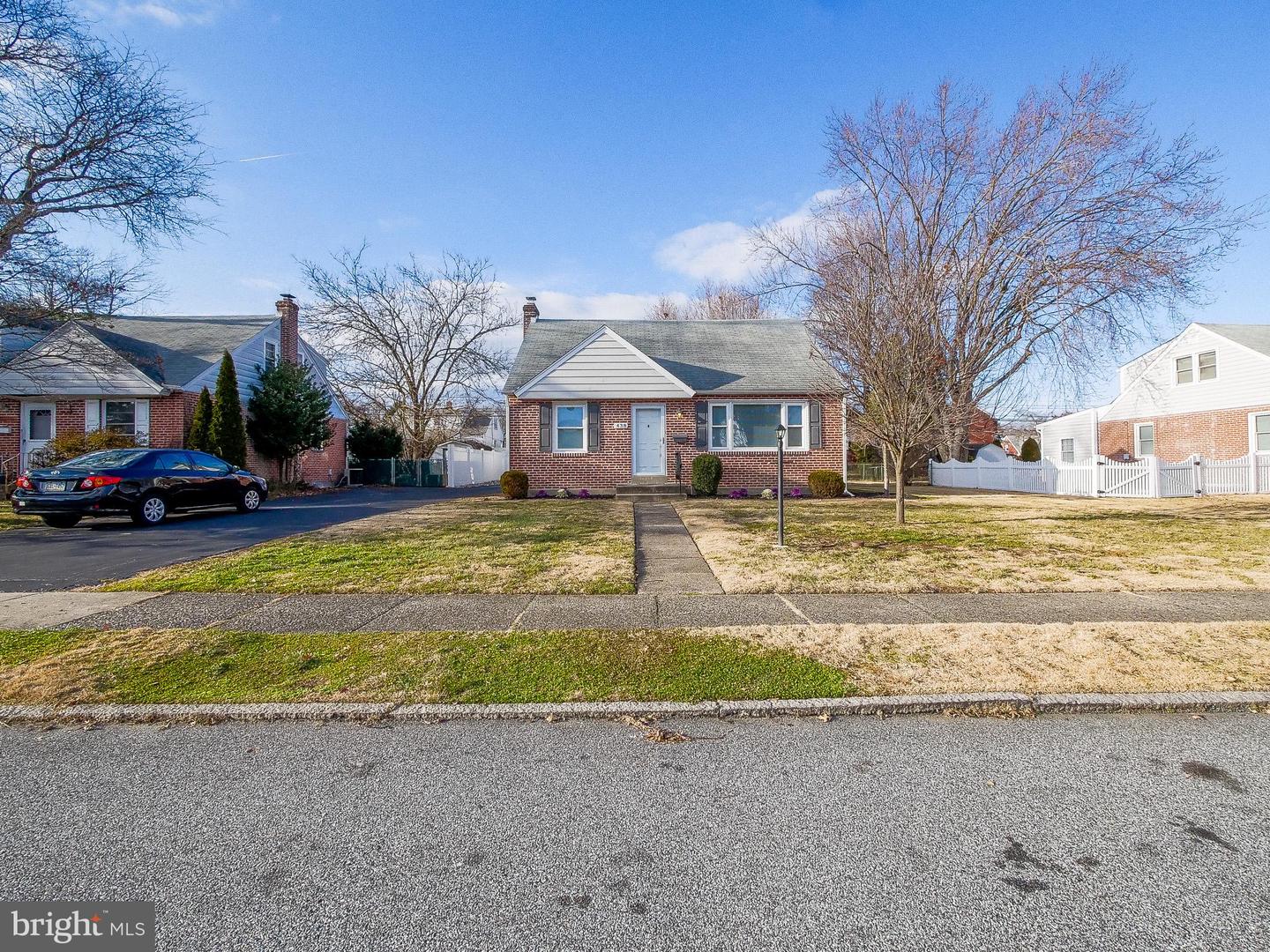 438 Barker Rd