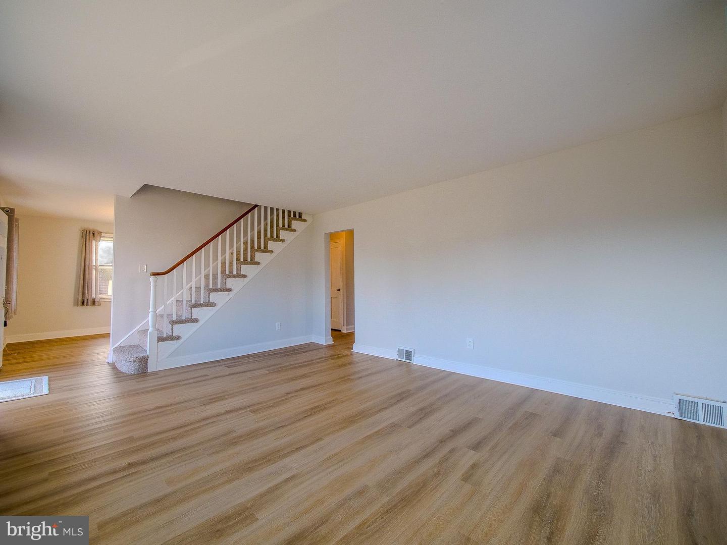 438 Barker Rd