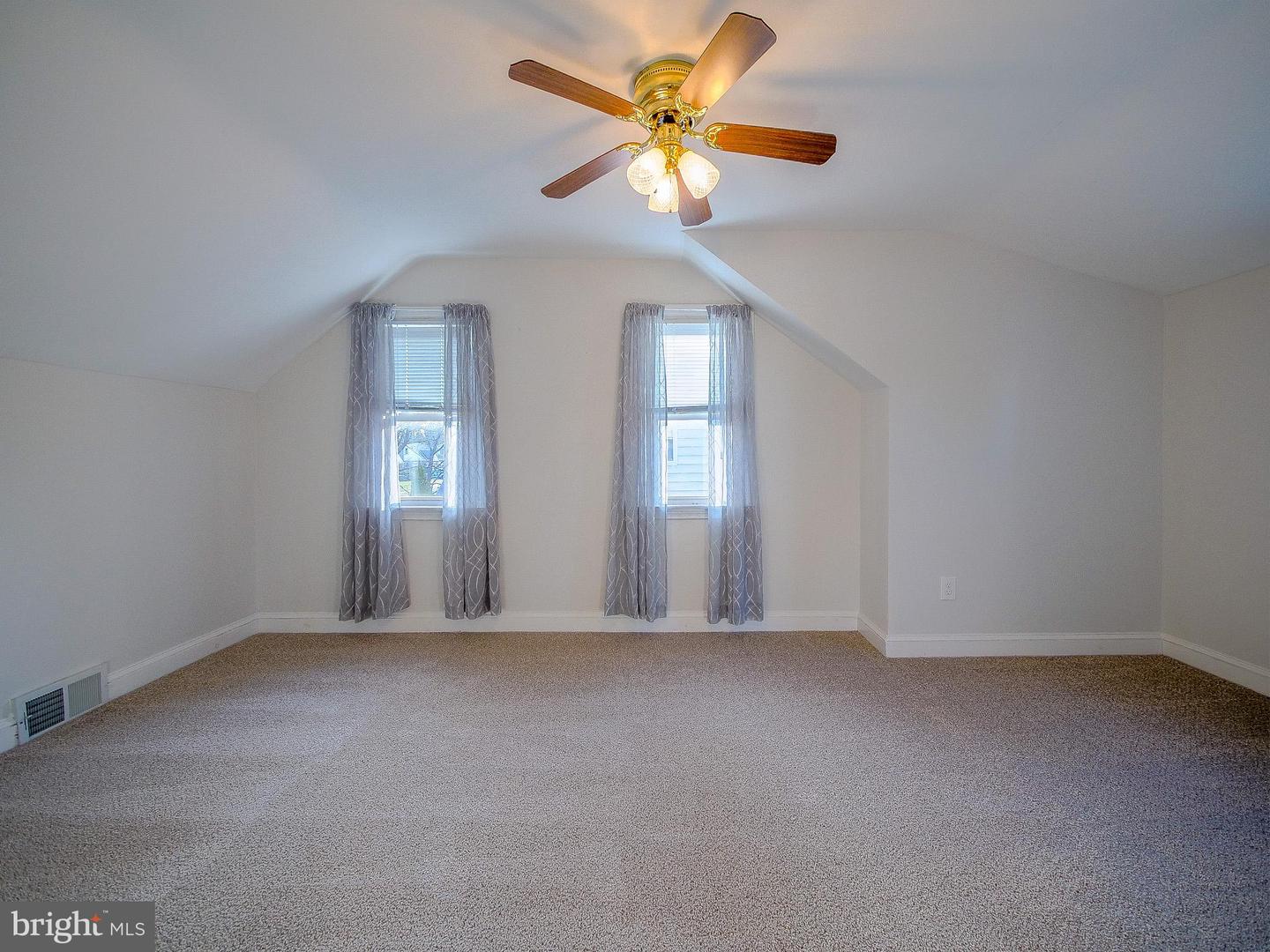 438 Barker Rd
