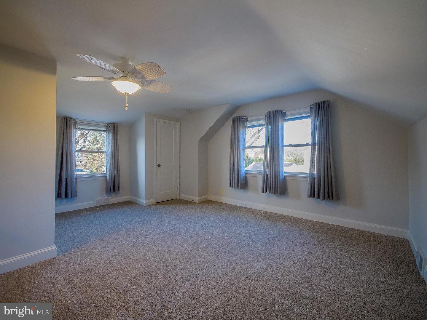 438 Barker Rd