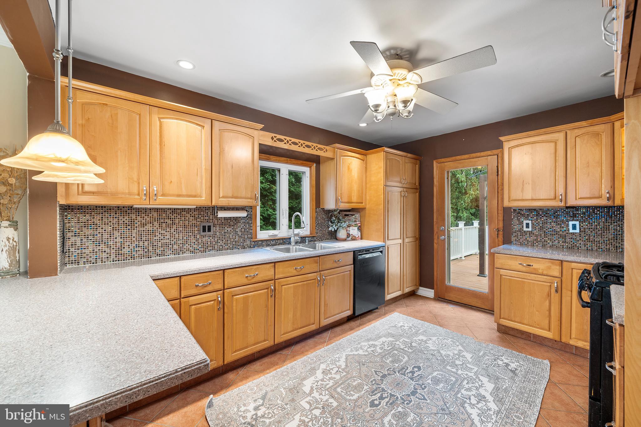 128 Golf Hills Rd