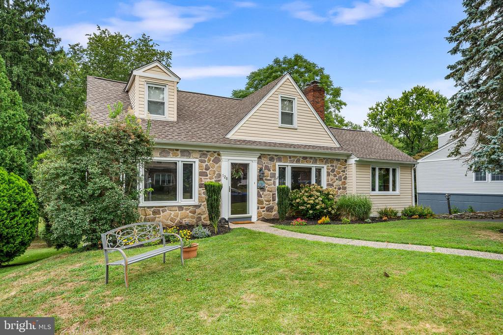 128 Golf Hills Rd