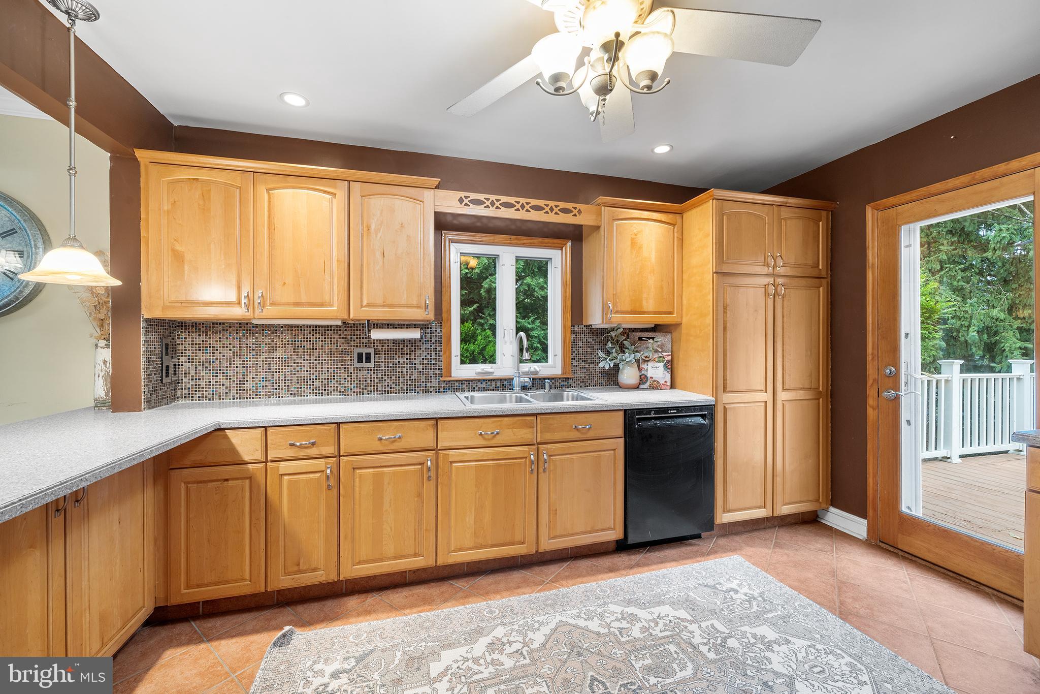 128 Golf Hills Rd