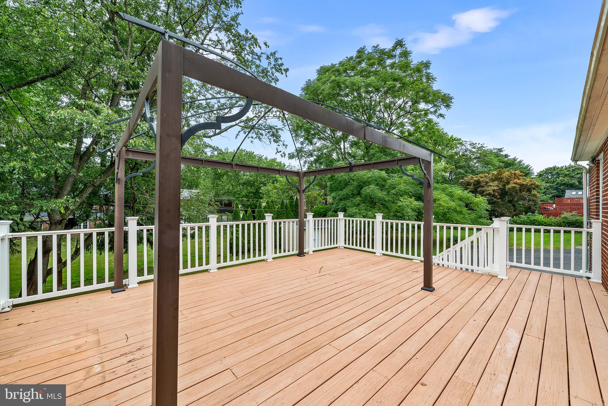 128 Golf Hills Rd