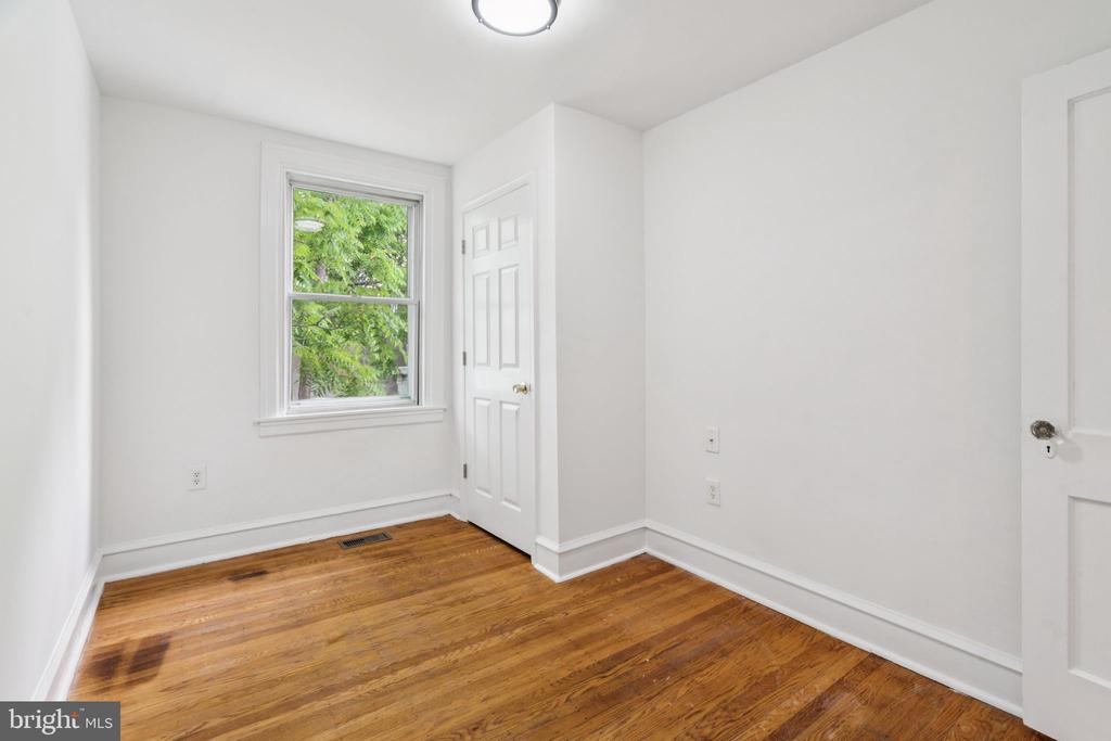 3827 MARSHALL RD.