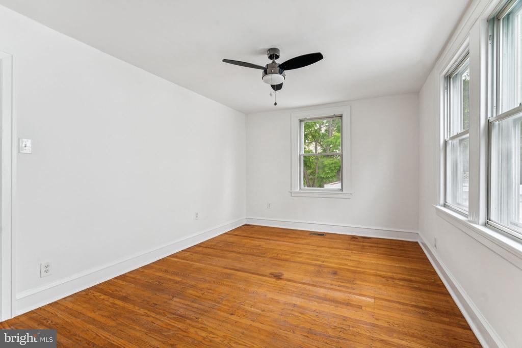 3827 MARSHALL RD.