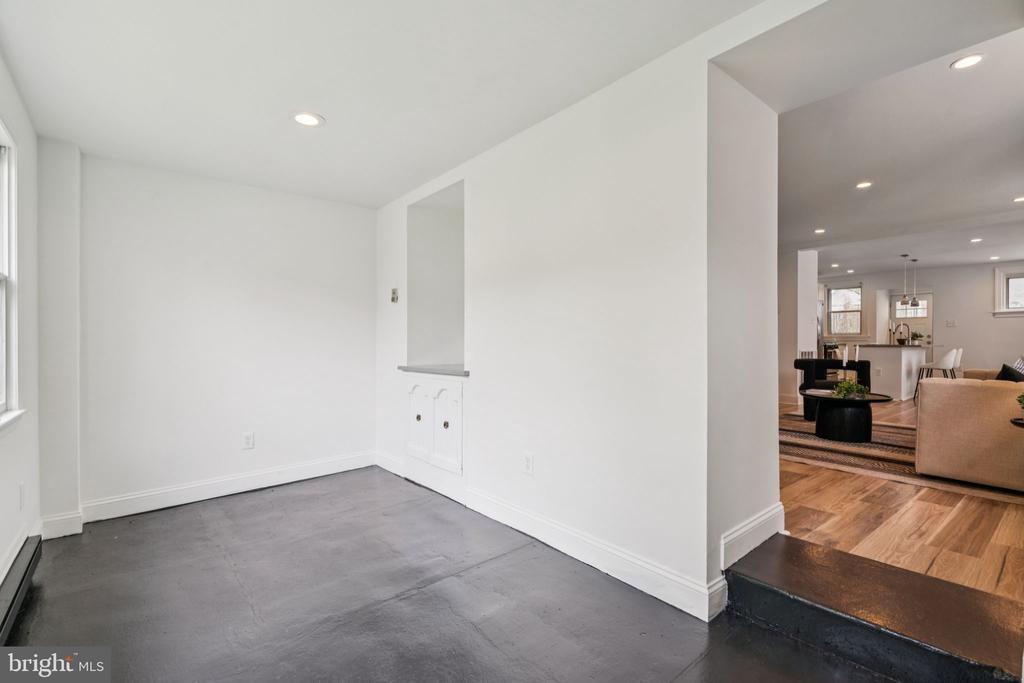 3827 MARSHALL RD.