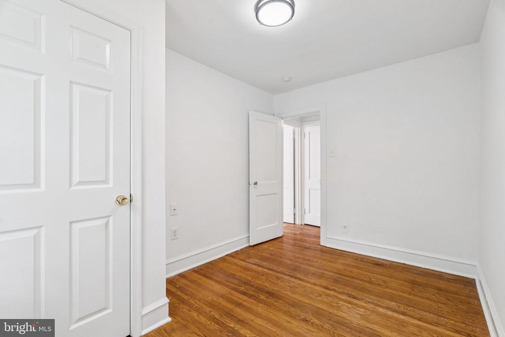 3827 MARSHALL RD.
