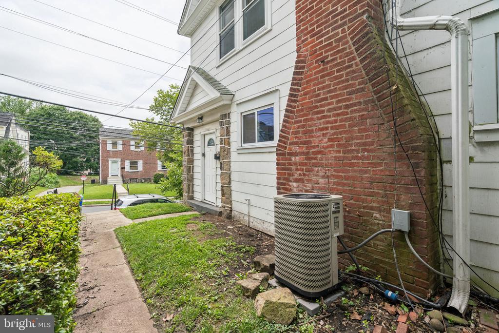 3827 MARSHALL RD.