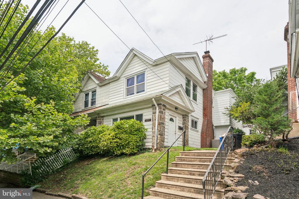 3827 MARSHALL RD.