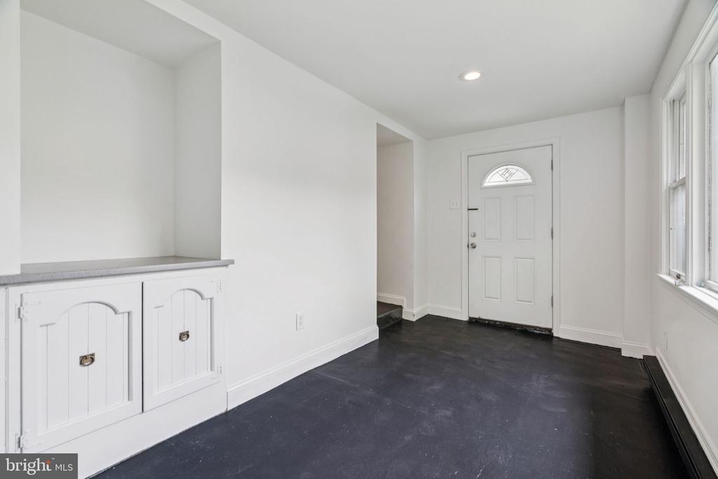 3827 MARSHALL RD.