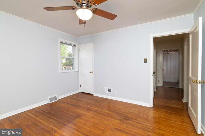 1203 Villanova Ave