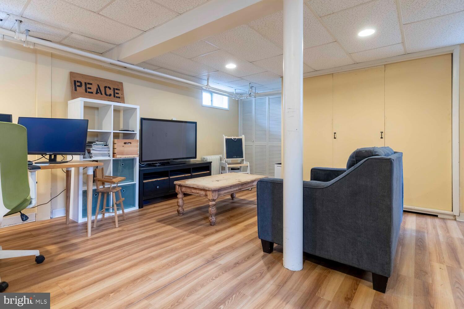 2116 E COUNTY LINE ROAD