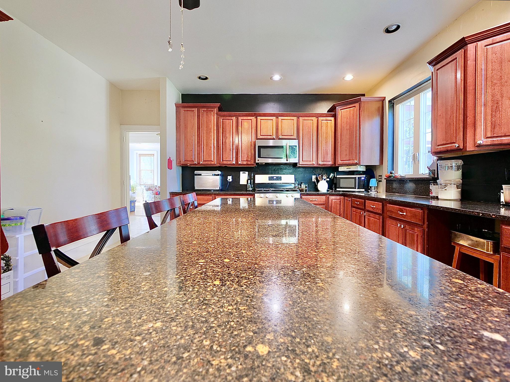 1503 Riverview Blvd