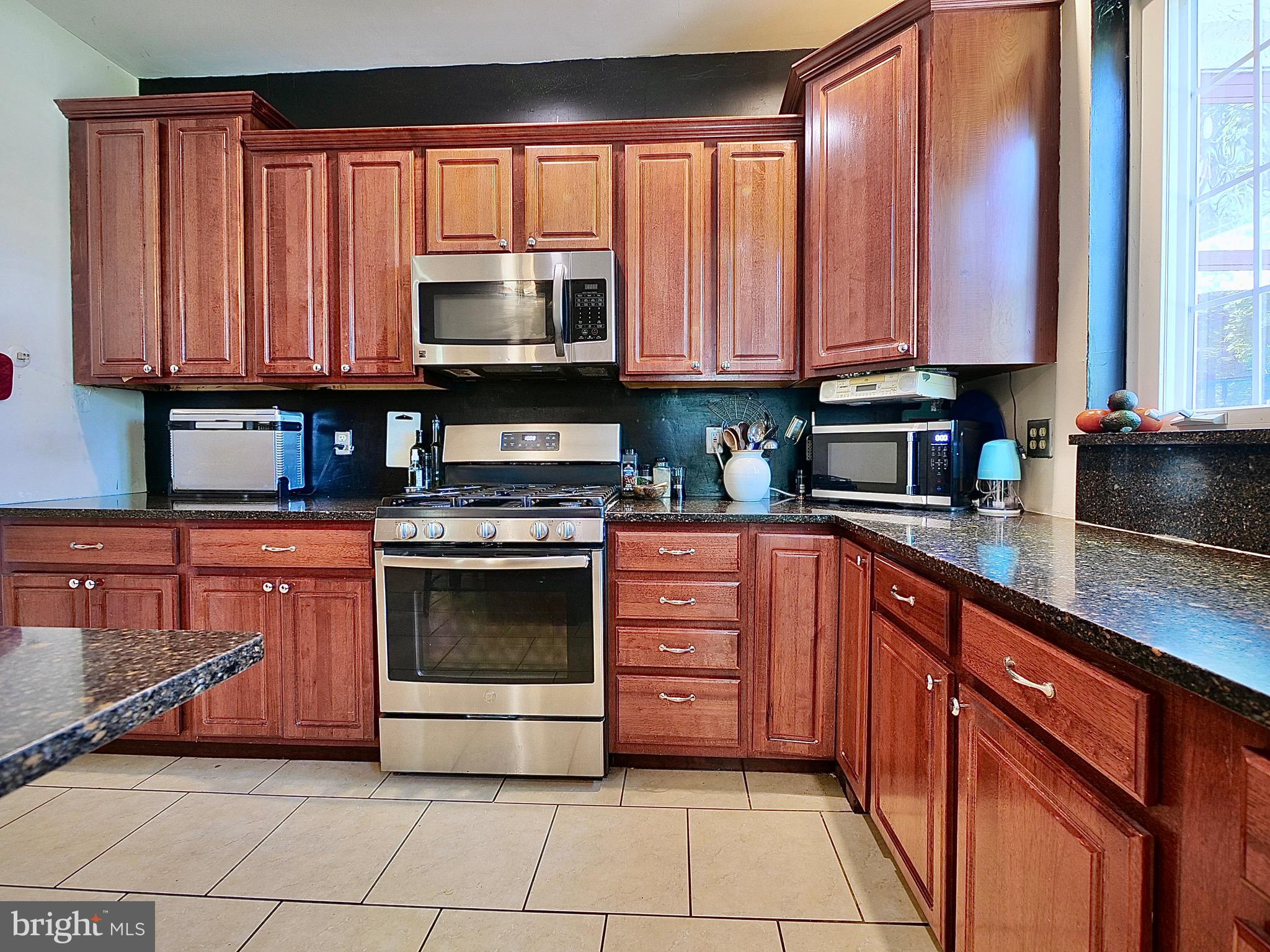 1503 Riverview Blvd