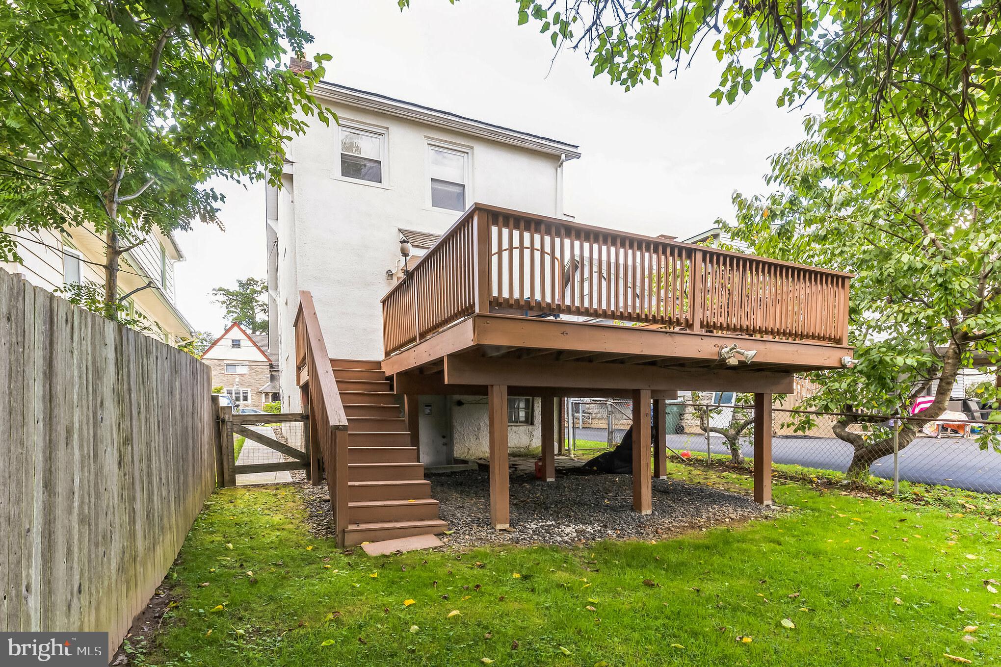 417 Sylvania Ave