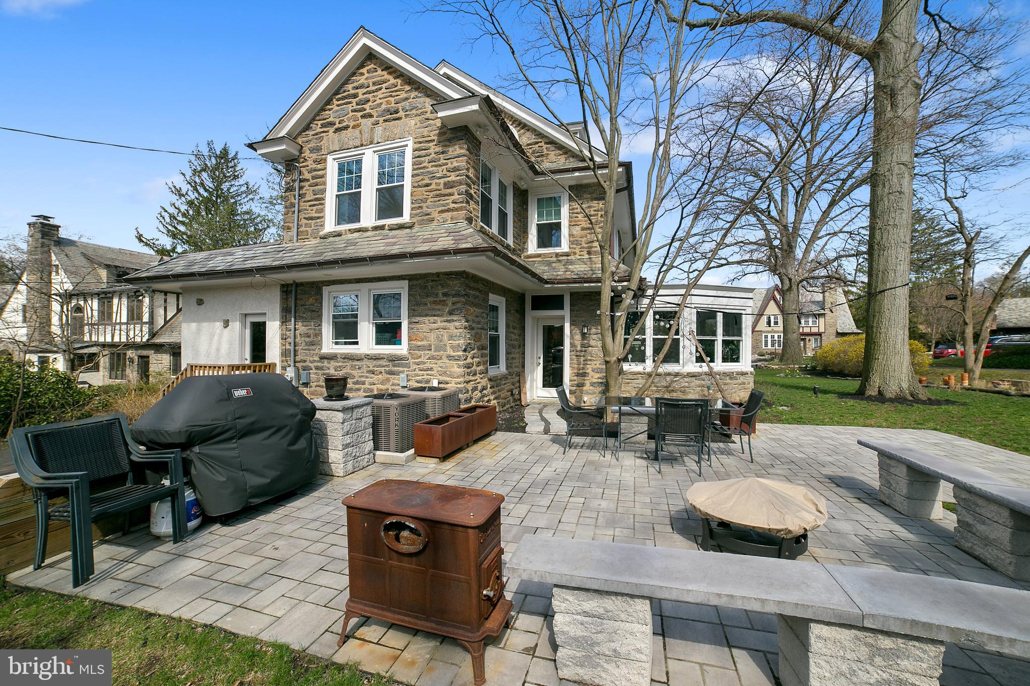 429 Clement Rd