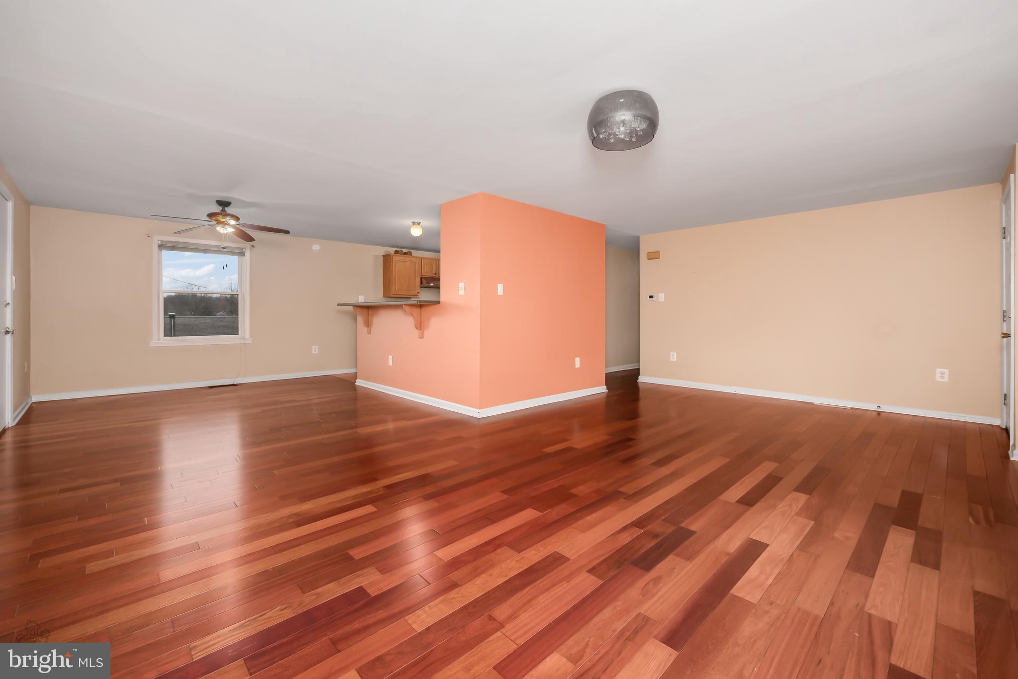 126 Evergreen Ln