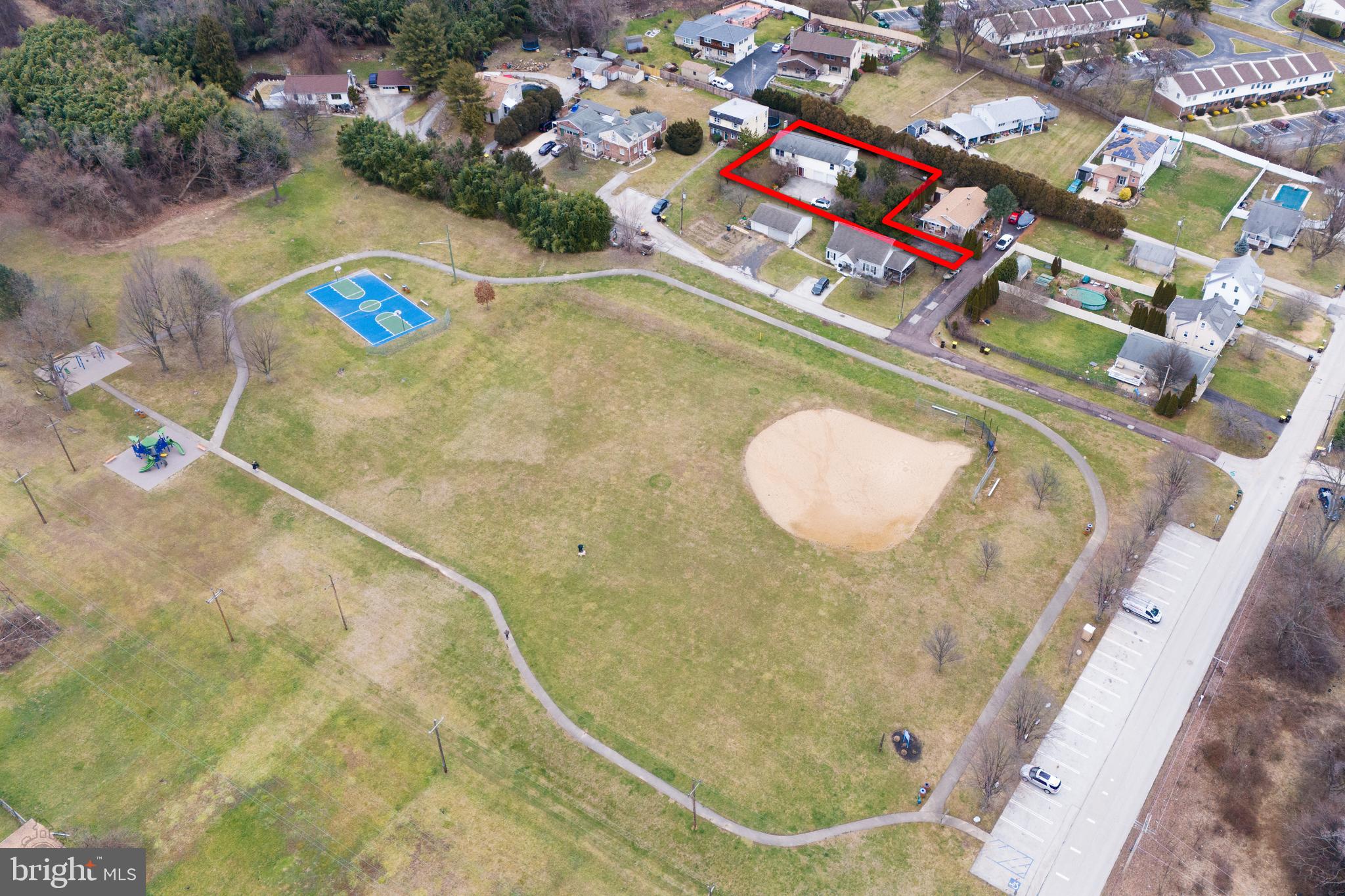 126 Evergreen Ln