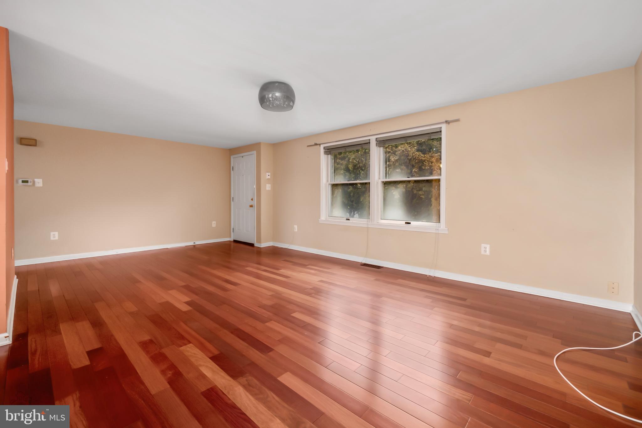 126 Evergreen Ln
