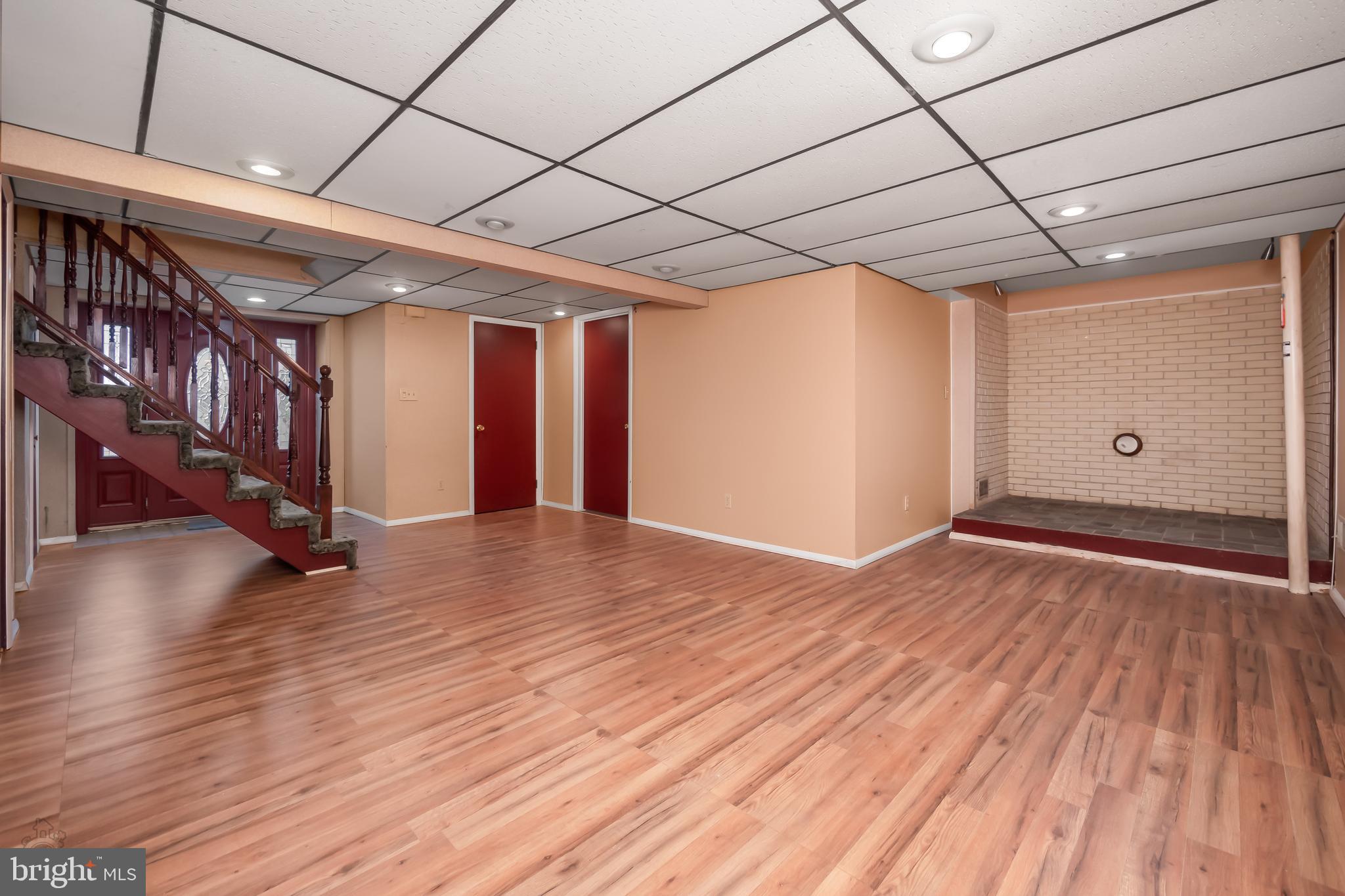 126 Evergreen Ln