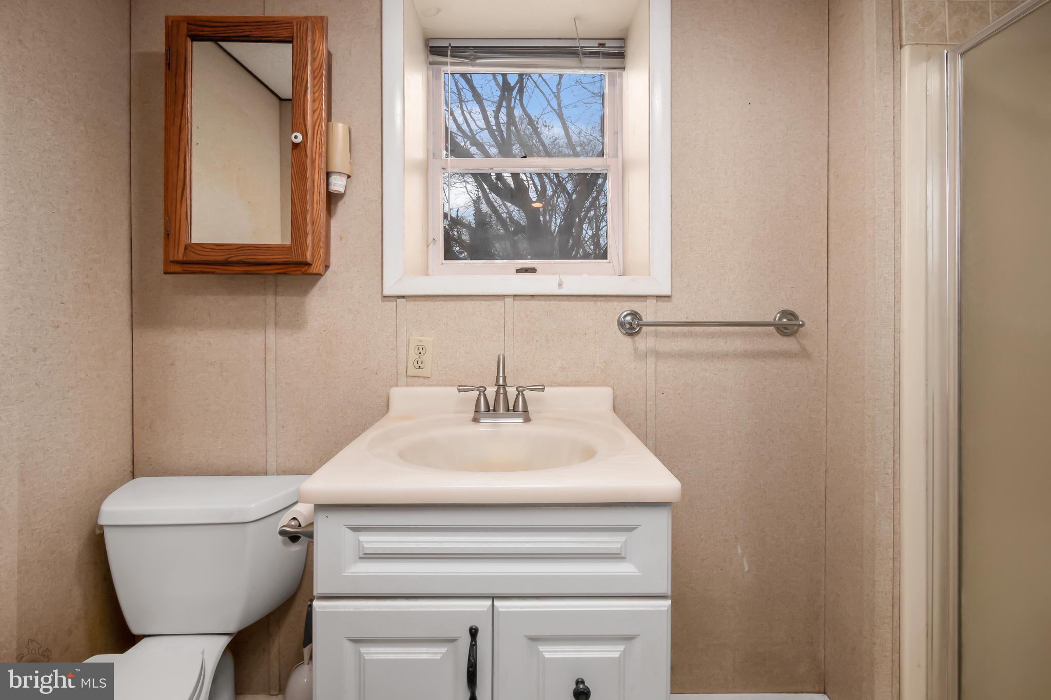 126 Evergreen Ln