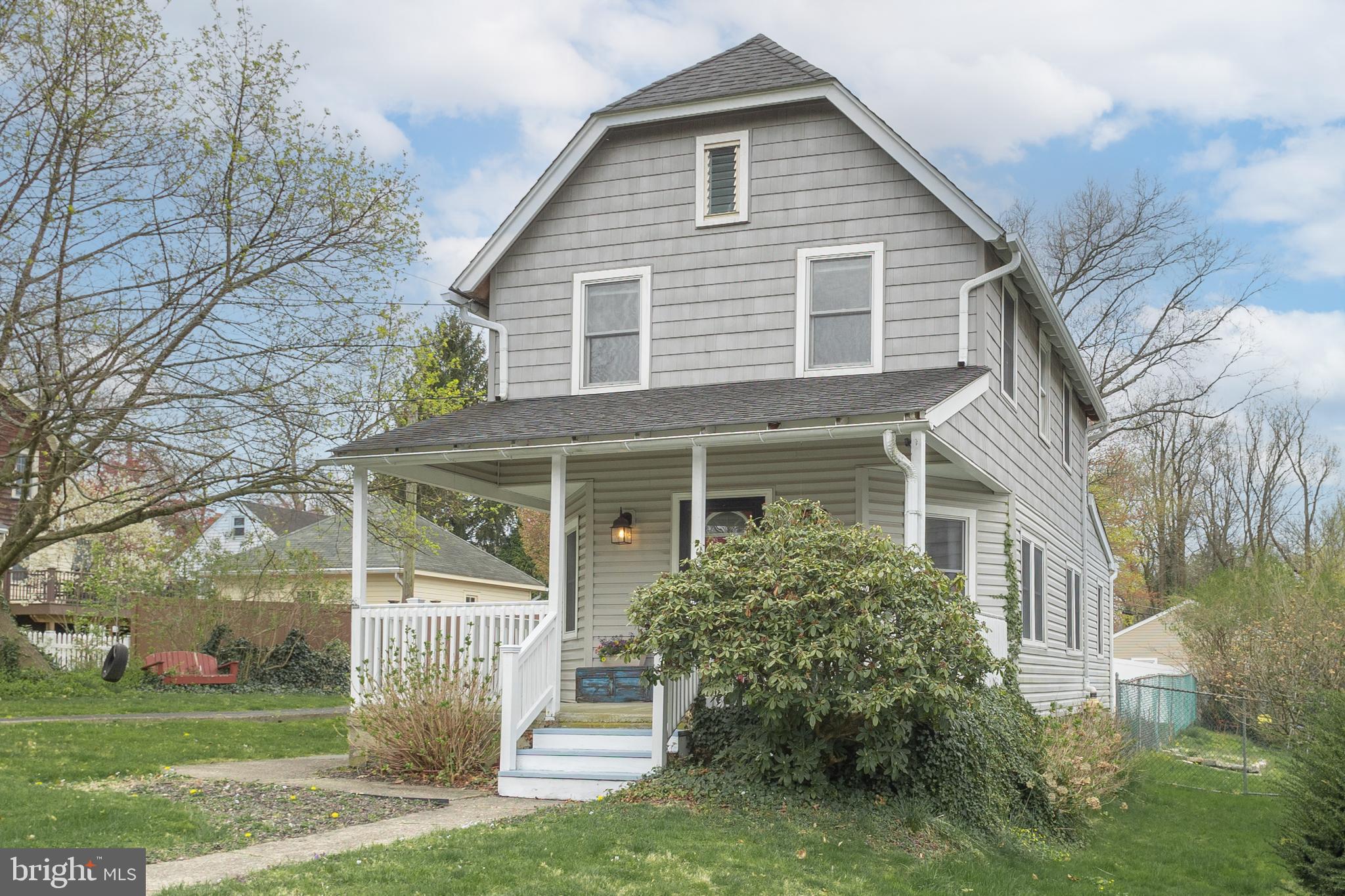 2112 Clearview Ave