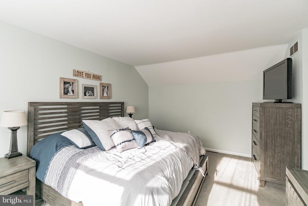 151 Stayman Dr