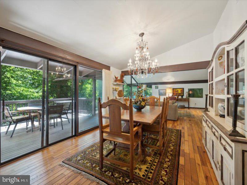 204 Dove Ln