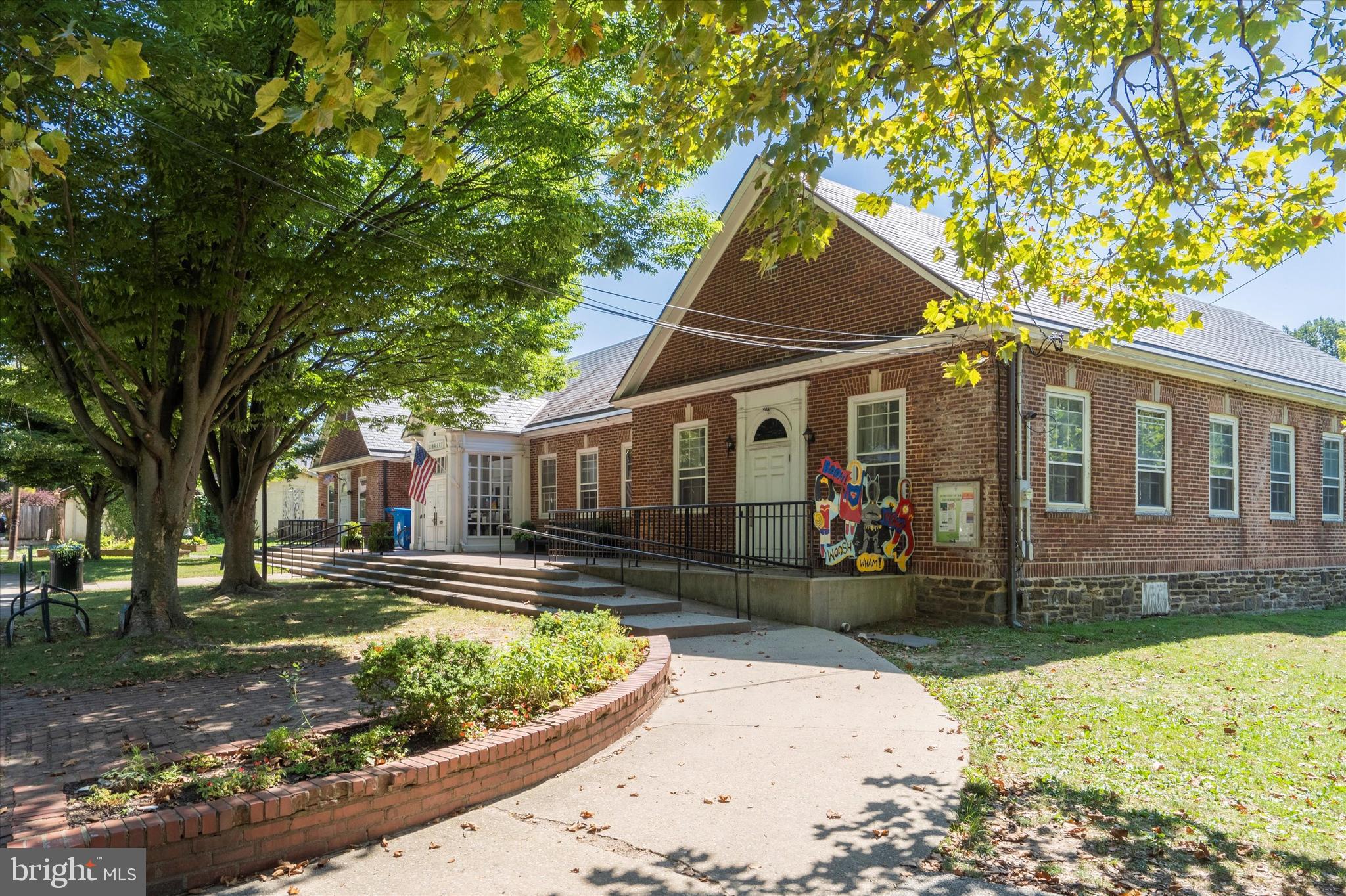310 S Narberth Ave