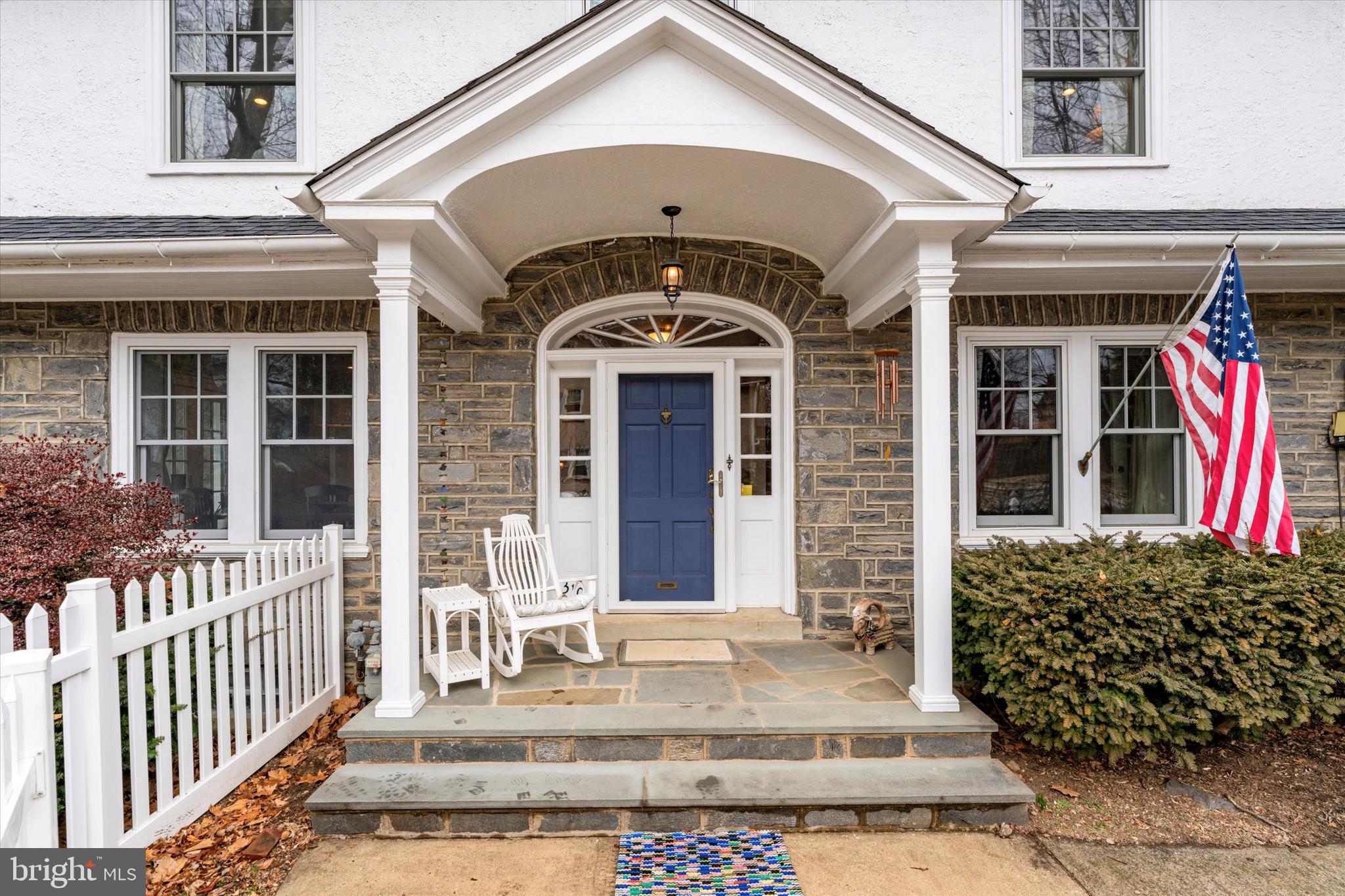 310 S Narberth Ave