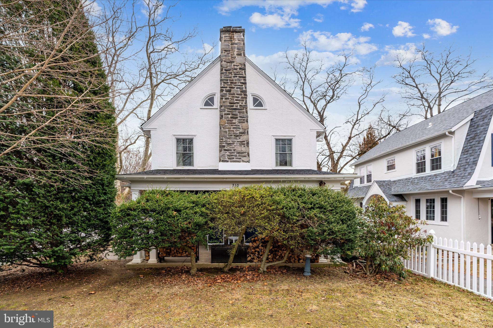 310 S Narberth Ave
