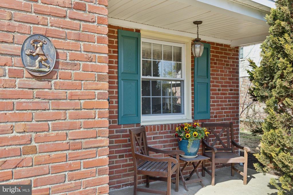 728 Cottage Rd