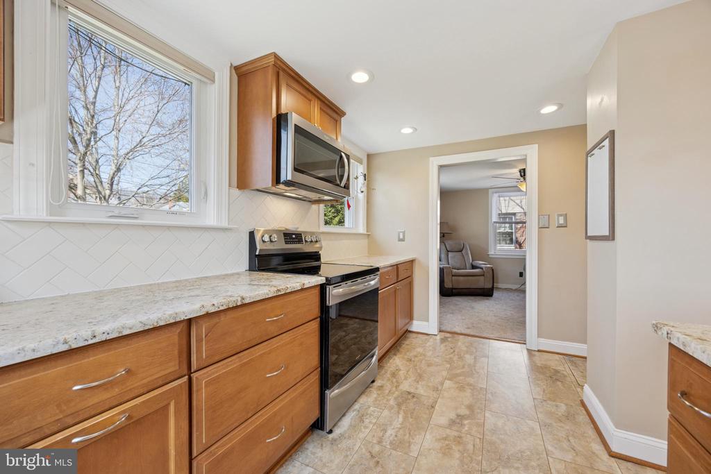 728 Cottage Rd