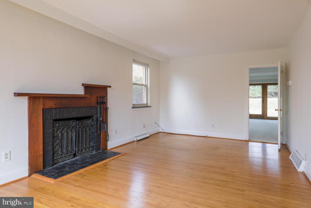 127 Kingston Rd