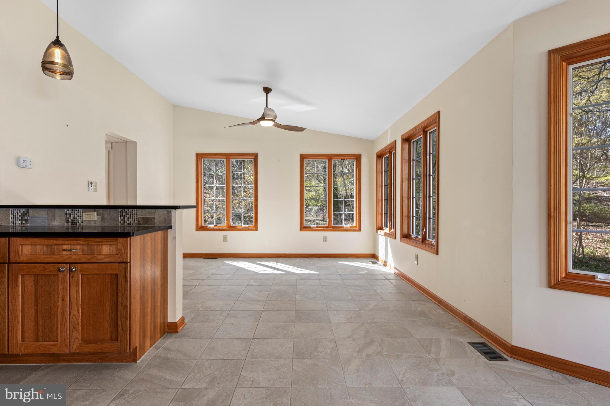 13 Greenwood Pl