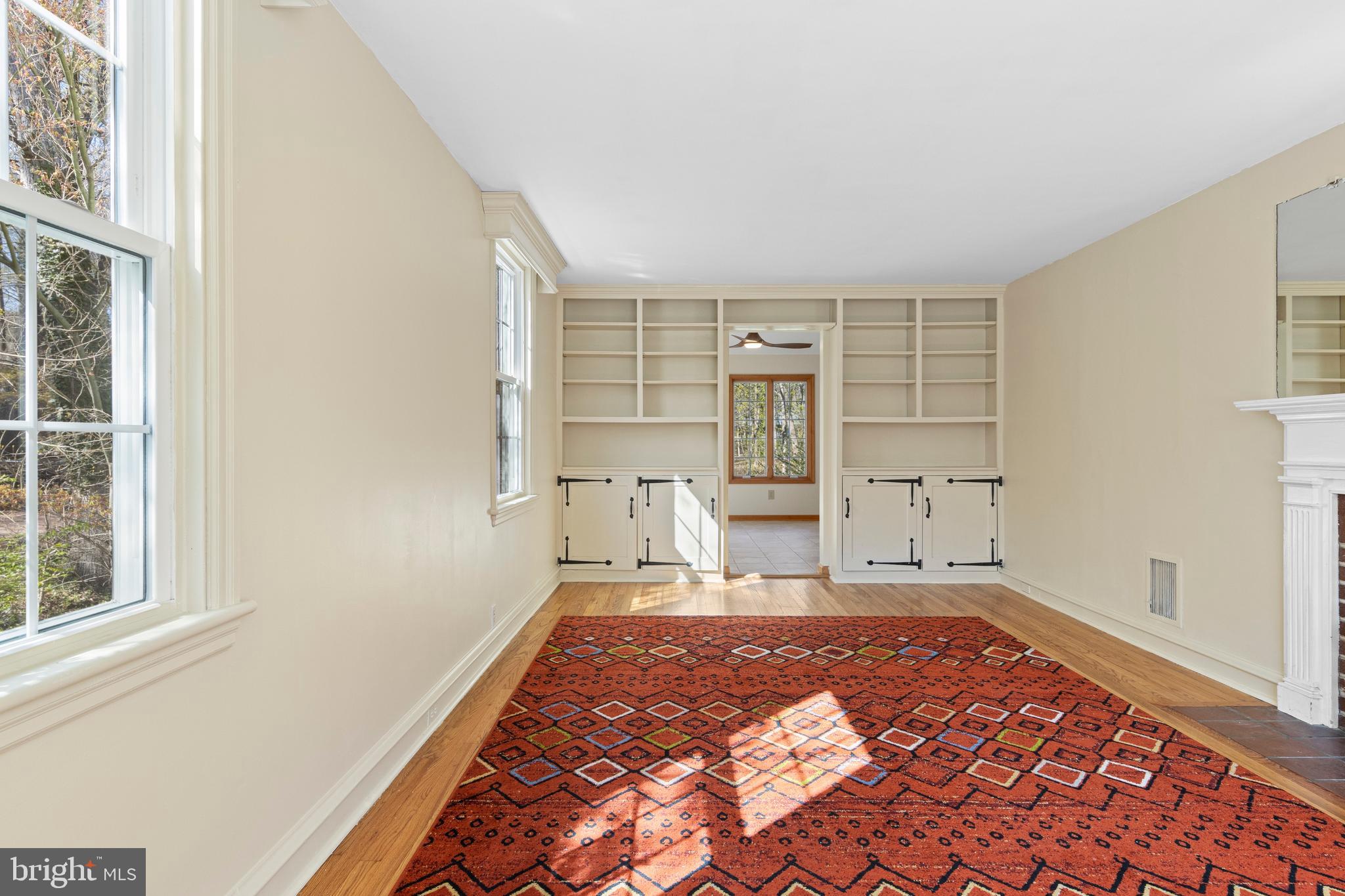 13 Greenwood Pl