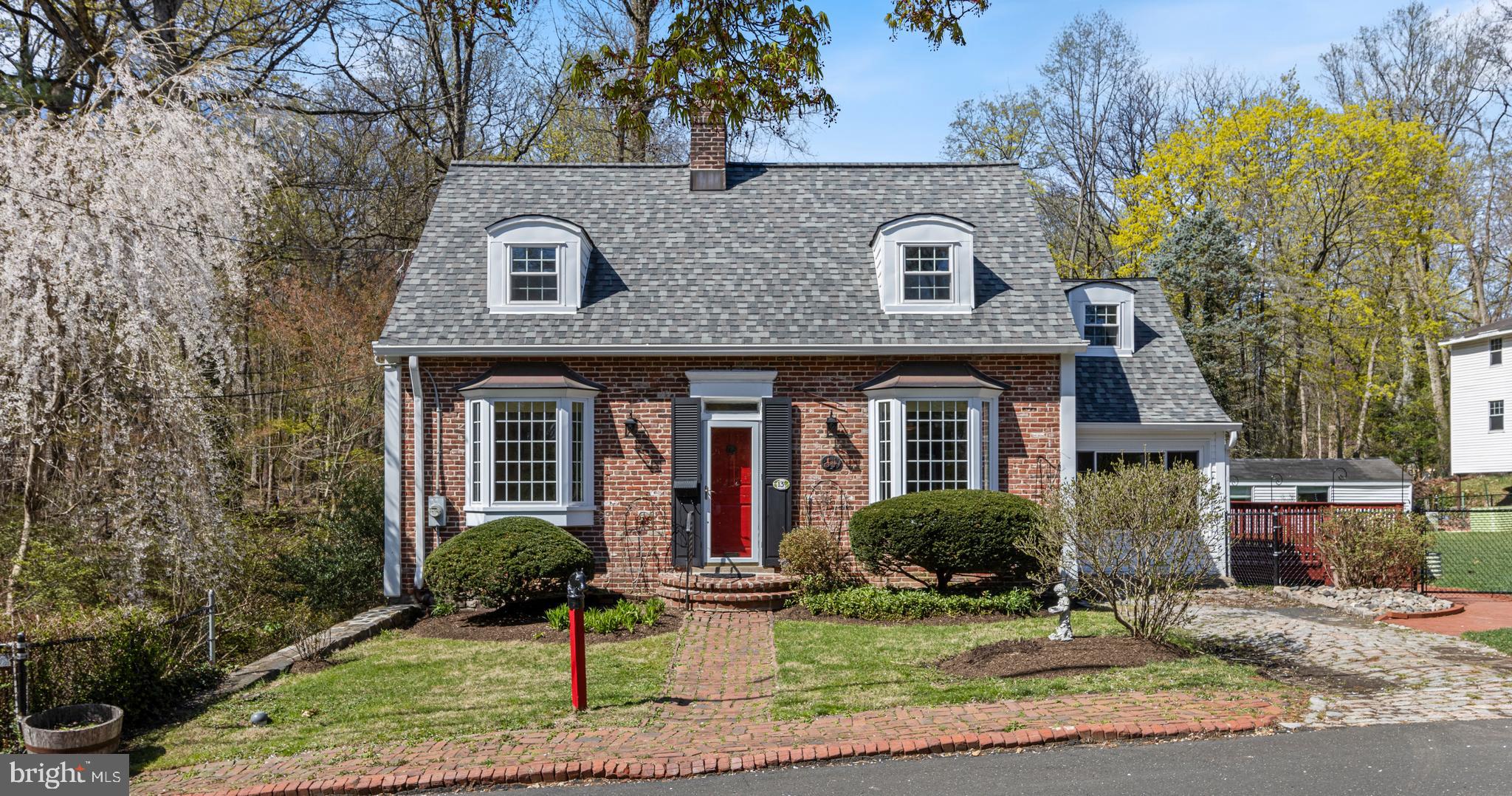 13 Greenwood Pl