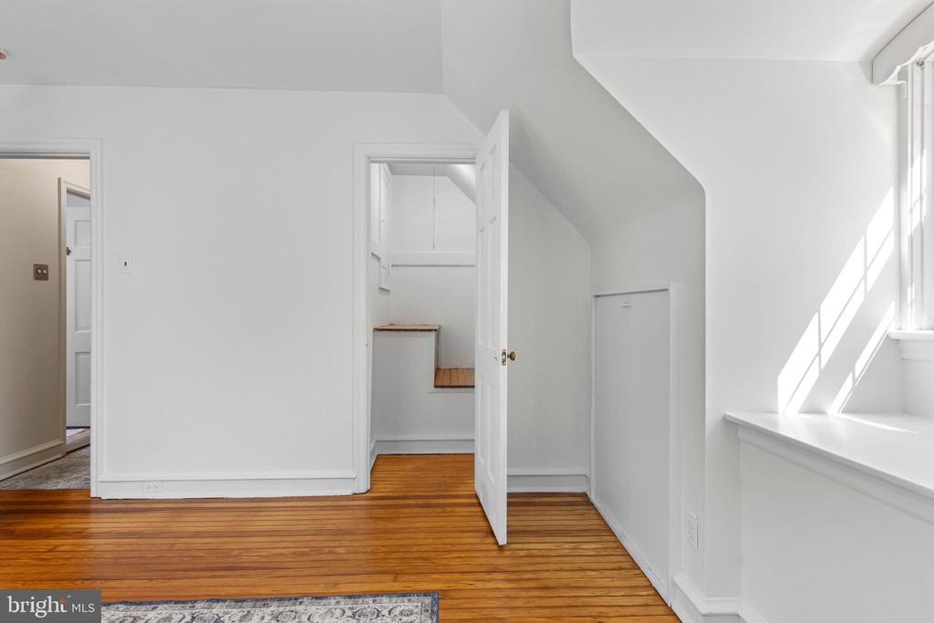 13 Greenwood Pl