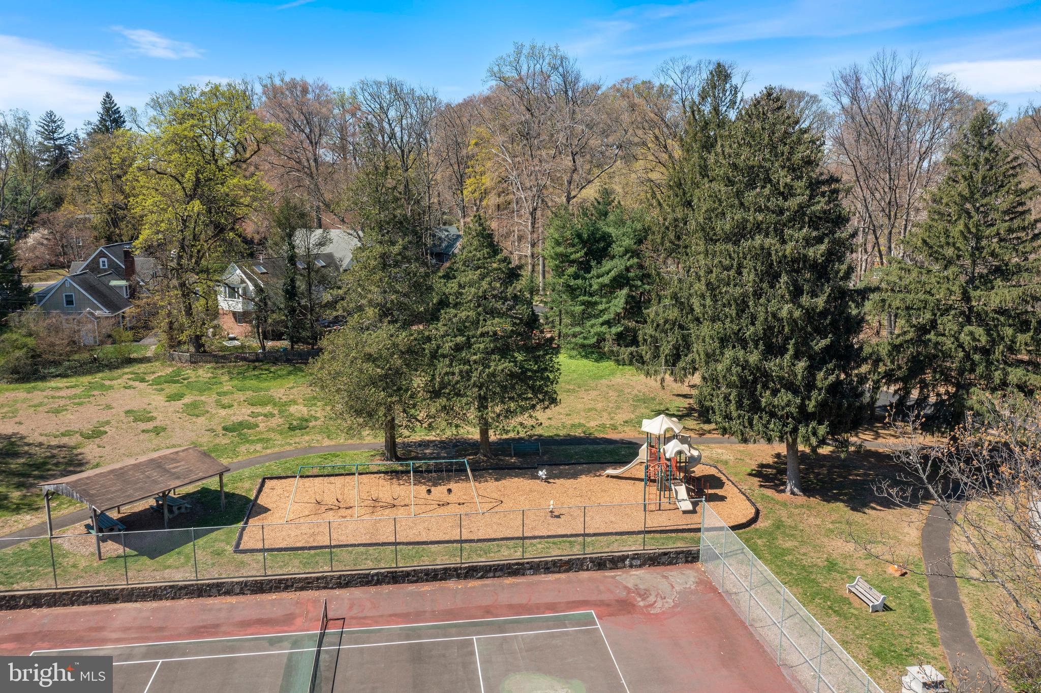 13 Greenwood Pl