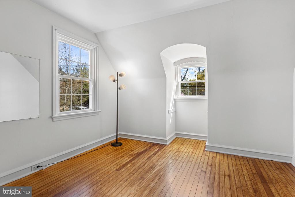 13 Greenwood Pl