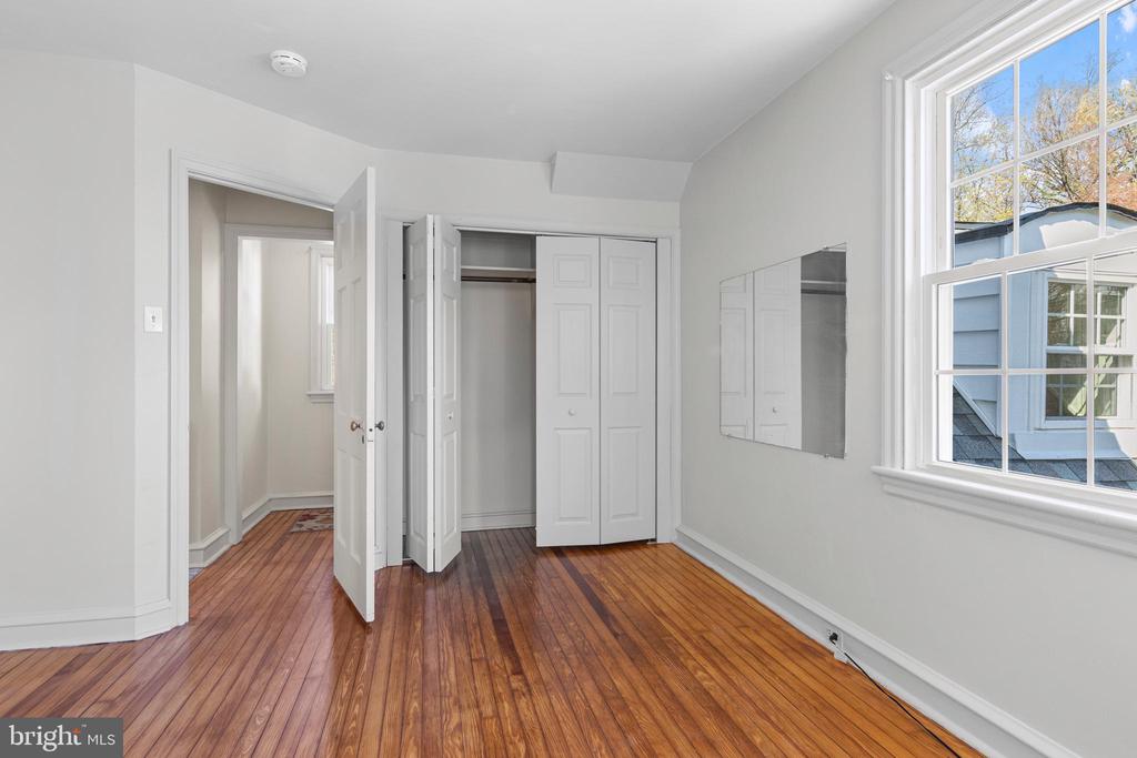 13 Greenwood Pl