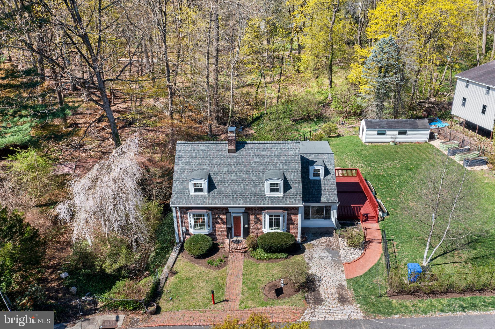 13 Greenwood Pl