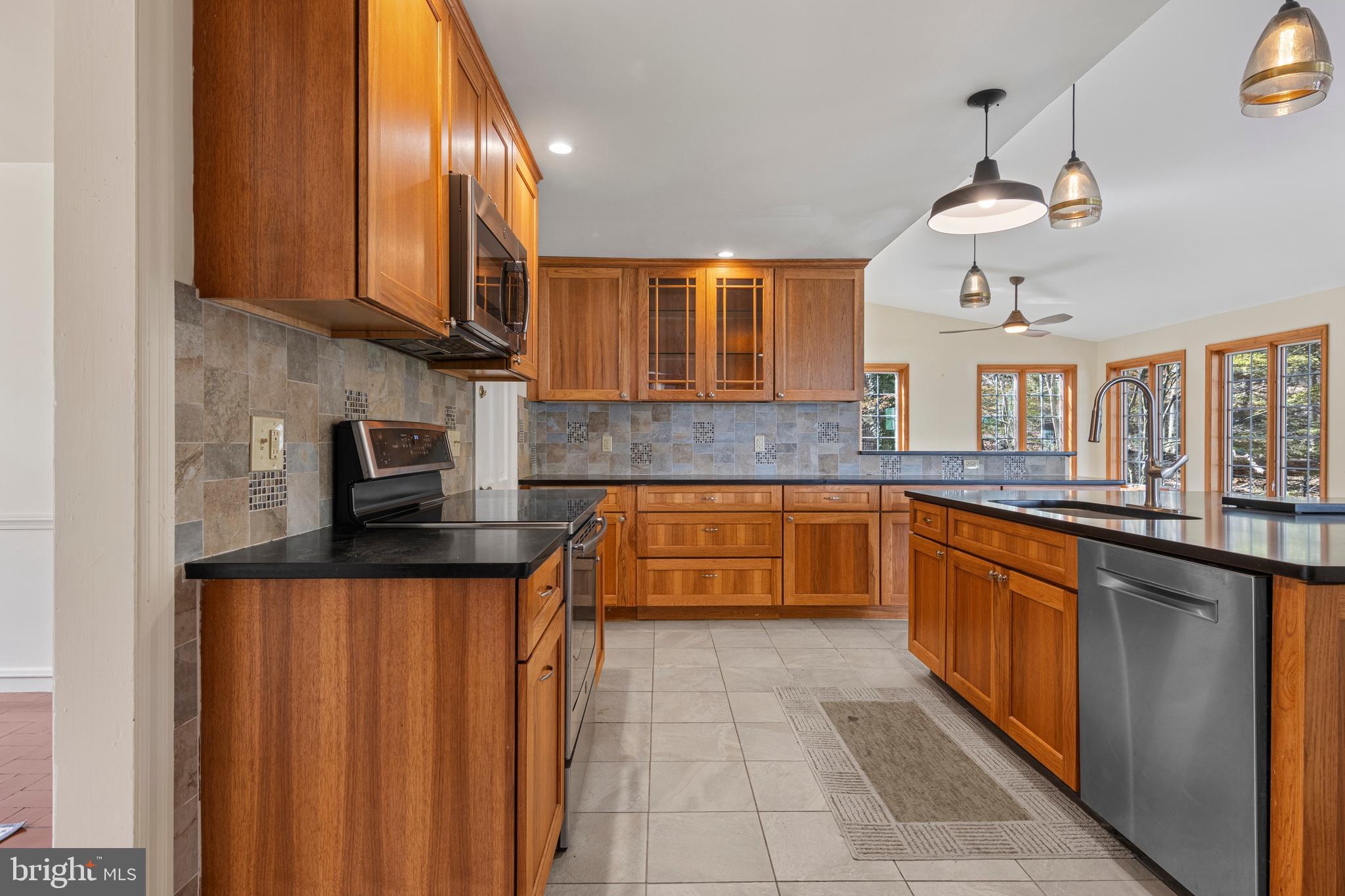 13 Greenwood Pl