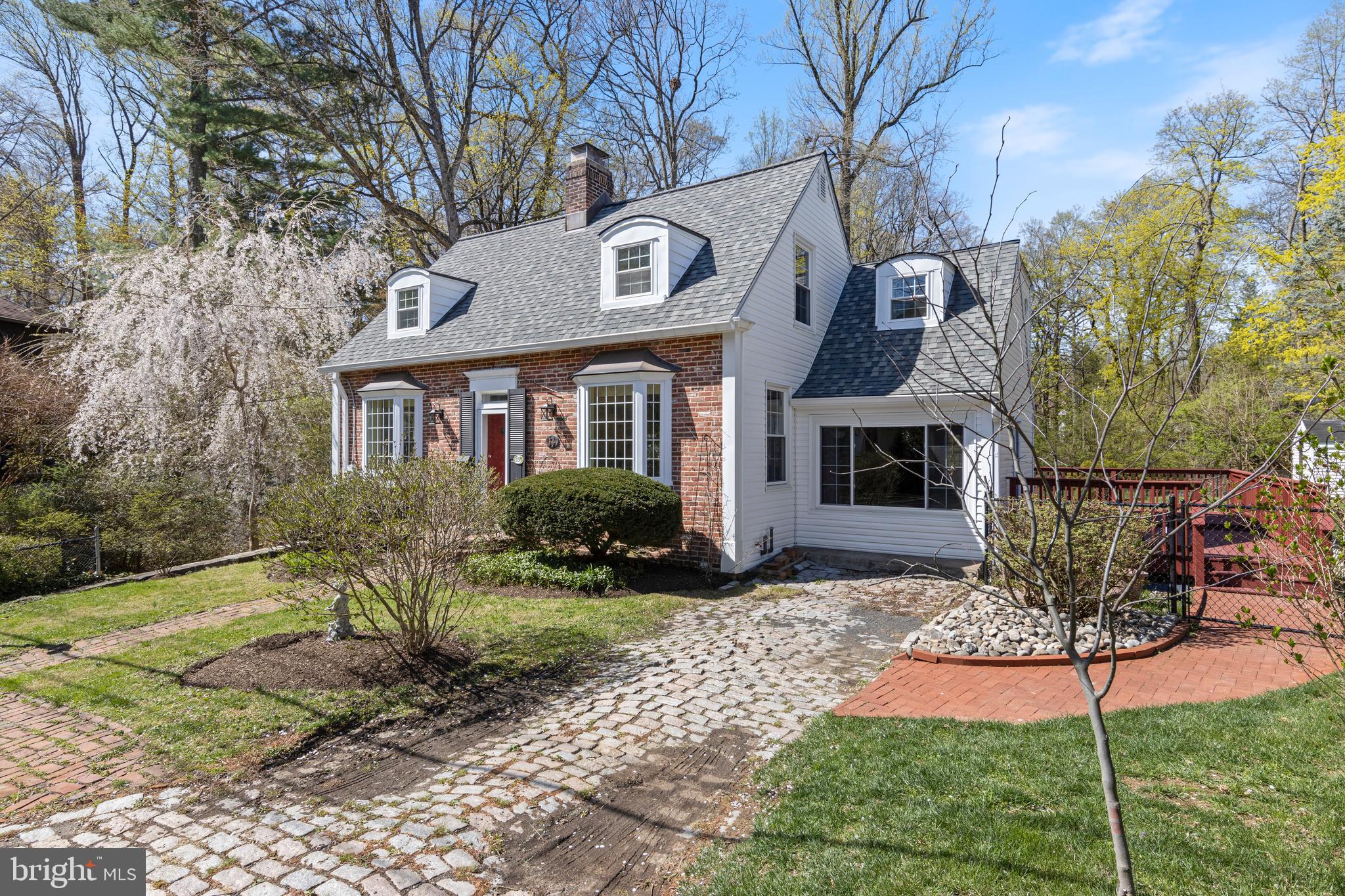 13 Greenwood Pl