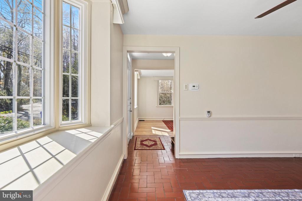 13 Greenwood Pl