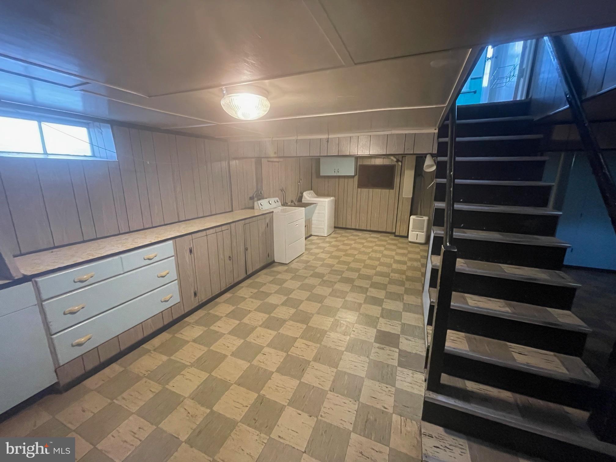 1123 CUMBERLAND ROAD